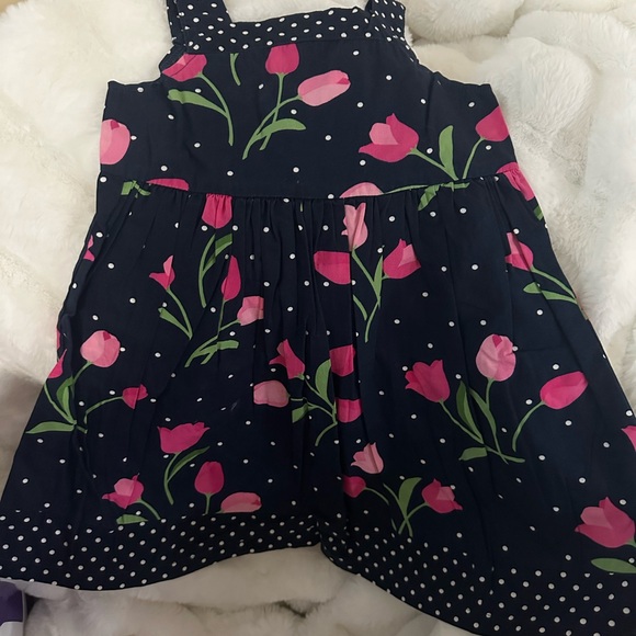 pet & smoke free home. Retails $38-40ea, selling for $12 each or $40 for all - Picture 7 of 8